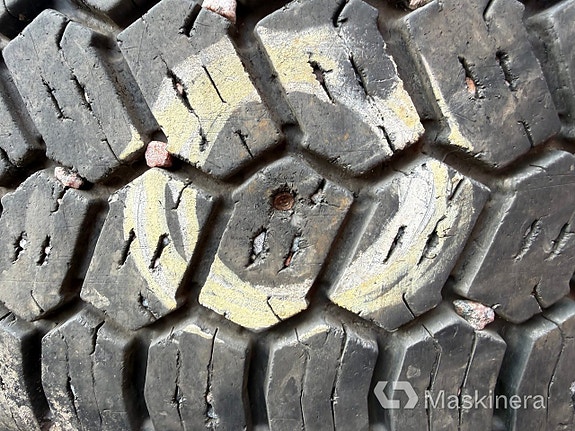 Lastbilsdäck 315/80R22.5 9 of 18