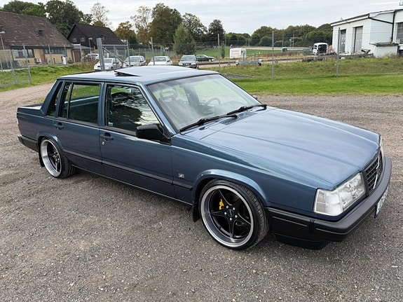 Volvo 740 28 of 30