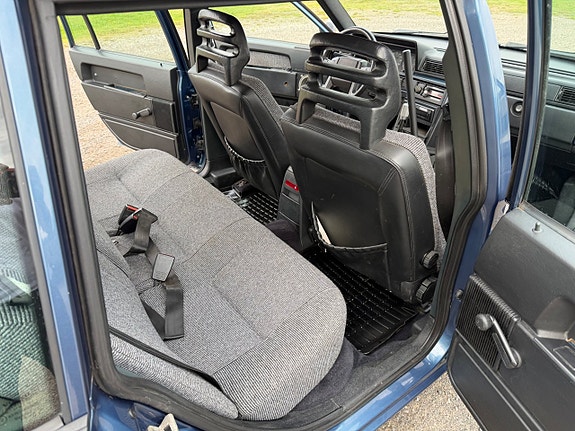 Volvo 740 19 of 30