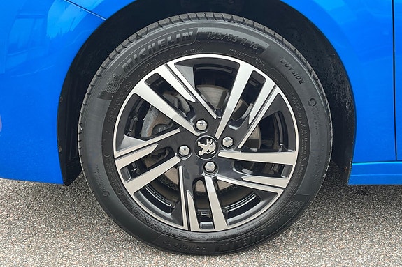 Peugeot 208 10 of 30
