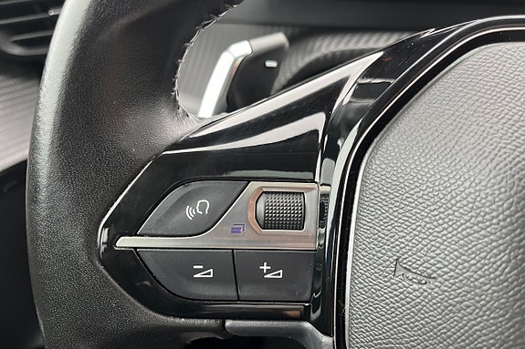 Peugeot 208 16 of 30