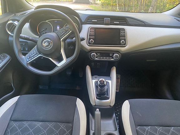 Nissan Micra 8 of 13