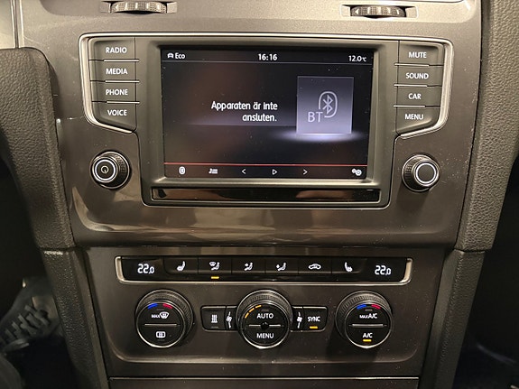 Volkswagen Golf Alltrack 10 of 13