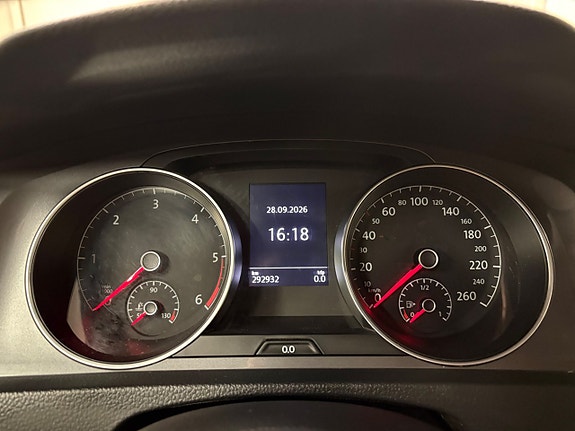 Volkswagen Golf Alltrack 8 of 13
