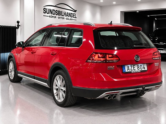 Volkswagen Golf Alltrack 4 of 13