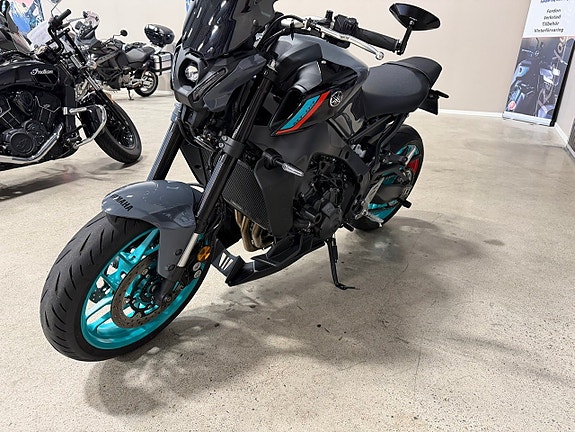 Yamaha MT-09 ABS Dominator helsystem 4 of 4