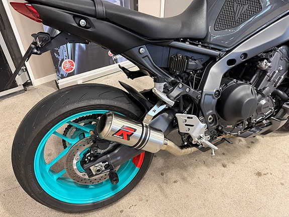 Yamaha MT-09 ABS Dominator helsystem 2 of 4
