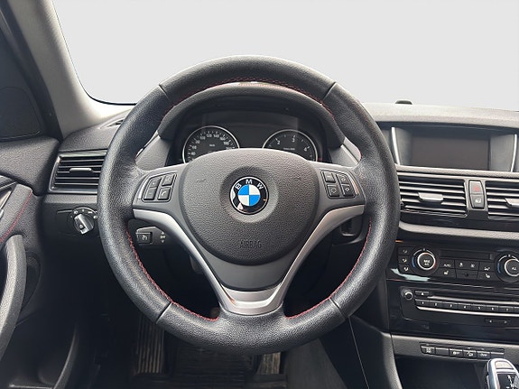BMW X1 11 of 17