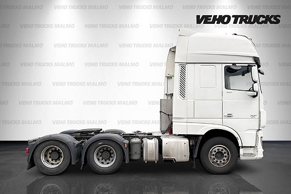 DAF FTS XF530Z 6x2 FULL BOOGIE 2 of 16