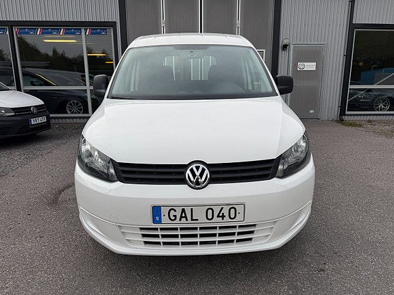 Volkswagen Caddy 8 of 12