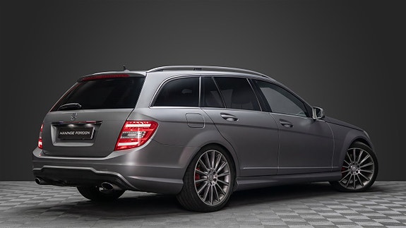 Mercedes-Benz C350 4 of 22