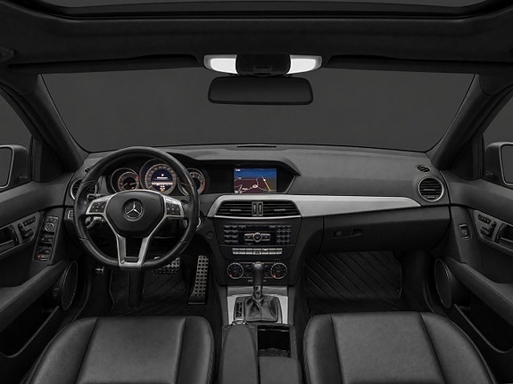 Mercedes-Benz C350 10 of 22