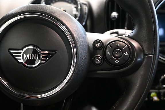 MINI Countryman Cooper SE 19 of 27