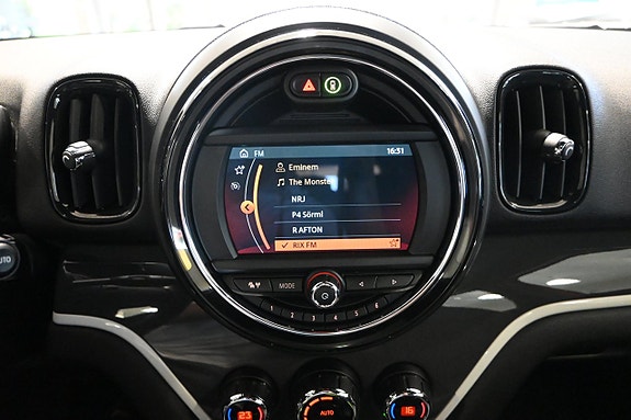 MINI Countryman Cooper SE 20 of 27
