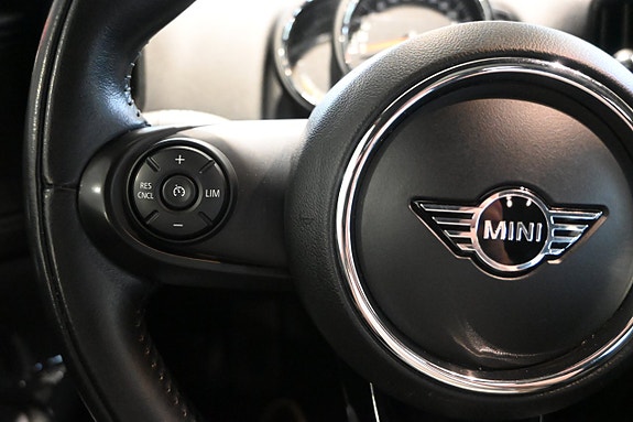 MINI Countryman Cooper SE 18 of 27