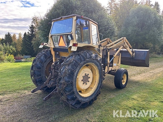 Traktor Valmet 702 med lastare & snöslunga 6 of 6