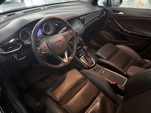 Opel Astra 12 of 20
