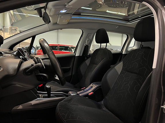 Peugeot 2008 15 of 28