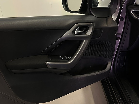 Peugeot 2008 16 of 28