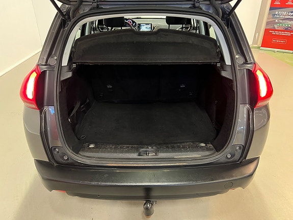 Peugeot 2008 11 of 28
