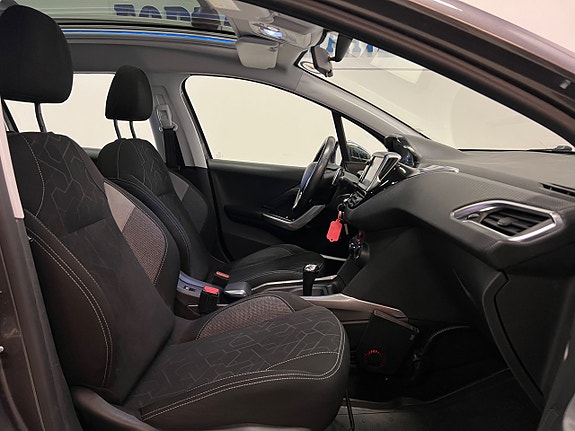 Peugeot 2008 21 of 28