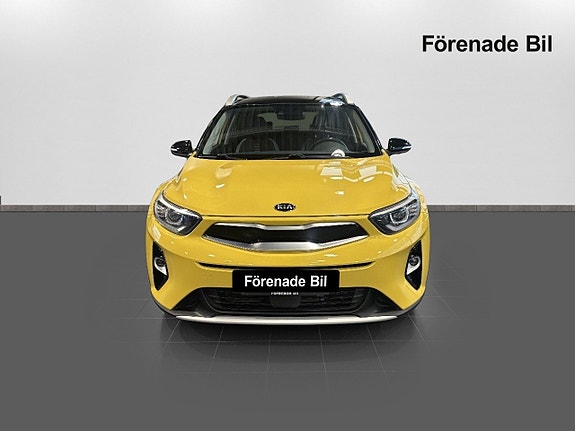 Kia Stonic 2 of 15