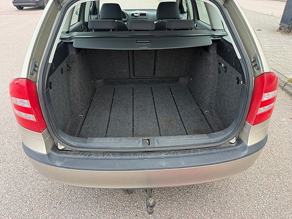 Skoda Octavia 12 of 13