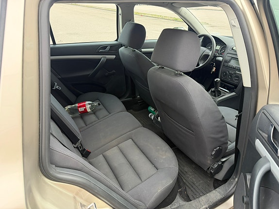 Skoda Octavia 11 of 13