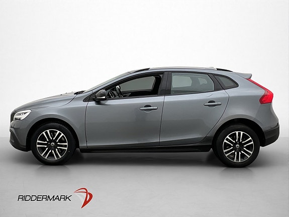 Volvo V40 Cross Country 4 of 27