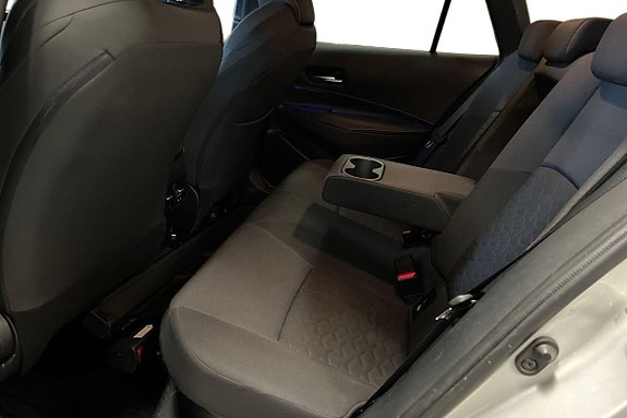 Toyota Corolla 13 of 21
