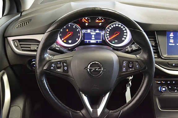 Opel Astra 18 of 26