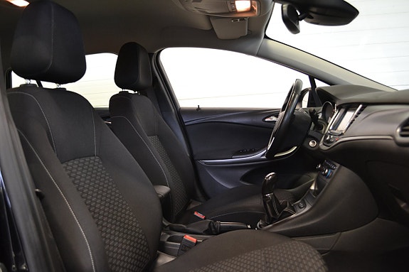 Opel Astra 10 of 26