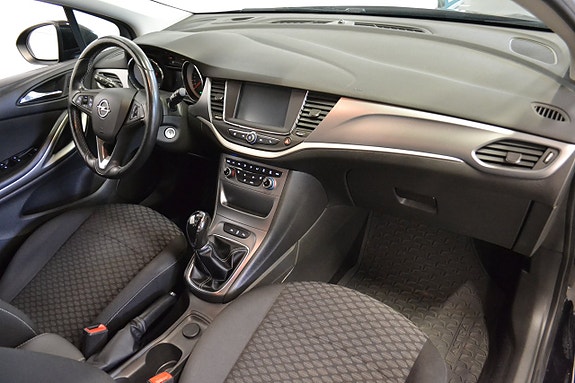 Opel Astra 9 of 26