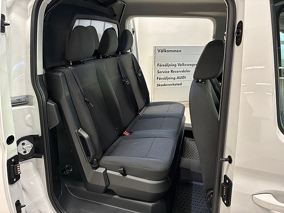 Volkswagen Caddy Maxi 14 of 30