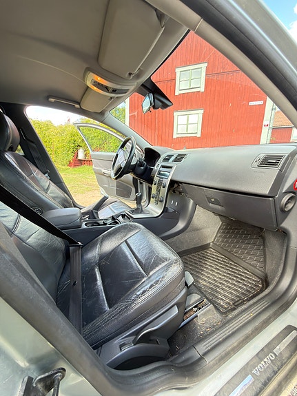 Volvo V50 3 of 10