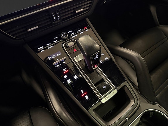 Porsche Cayenne Coupe 15 of 20