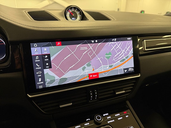 Porsche Cayenne Coupe 19 of 20
