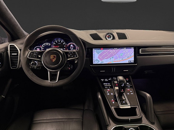 Porsche Cayenne Coupe 14 of 20