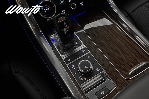 Land Rover Range Rover Sport 16 of 24