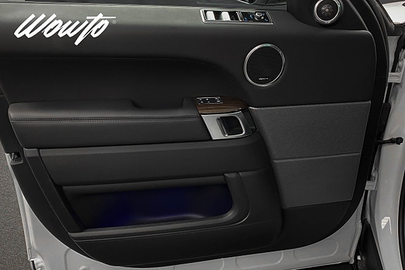 Land Rover Range Rover Sport 8 of 24