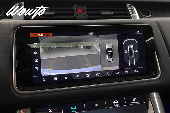 Land Rover Range Rover Sport 18 of 24