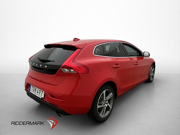 Volvo V40 8 of 28