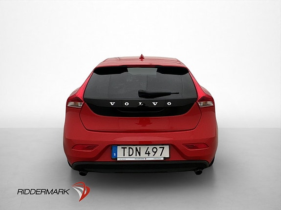 Volvo V40 7 of 28