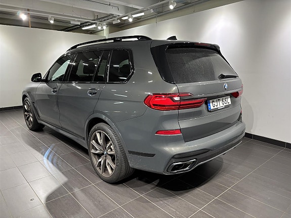 BMW X7 2 of 2