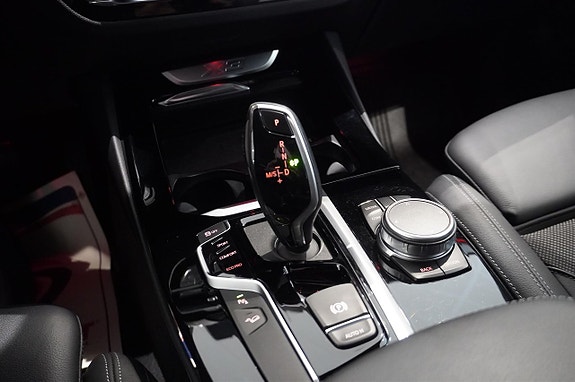 BMW X3 9 of 13