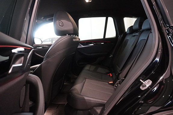 BMW X3 5 of 13