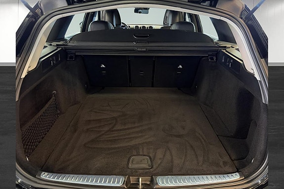 Mercedes-Benz C200 21 of 22
