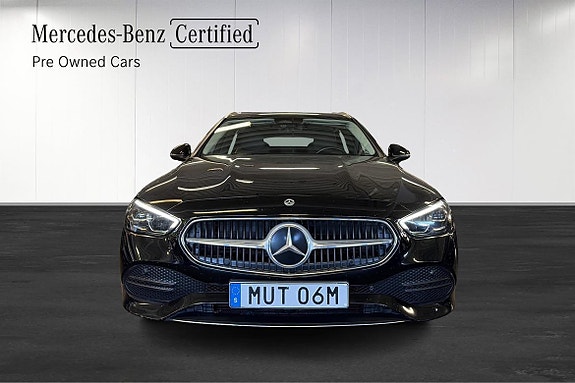 Mercedes-Benz C200 2 of 22