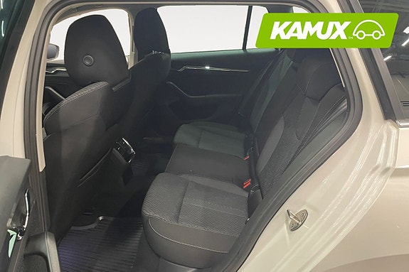 Skoda Octavia 15 of 26