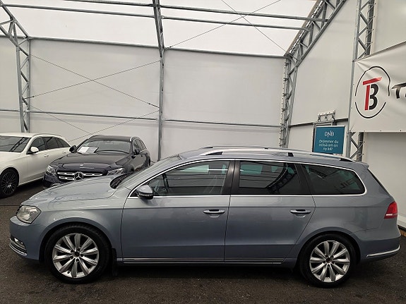 Volkswagen Passat 7 of 28